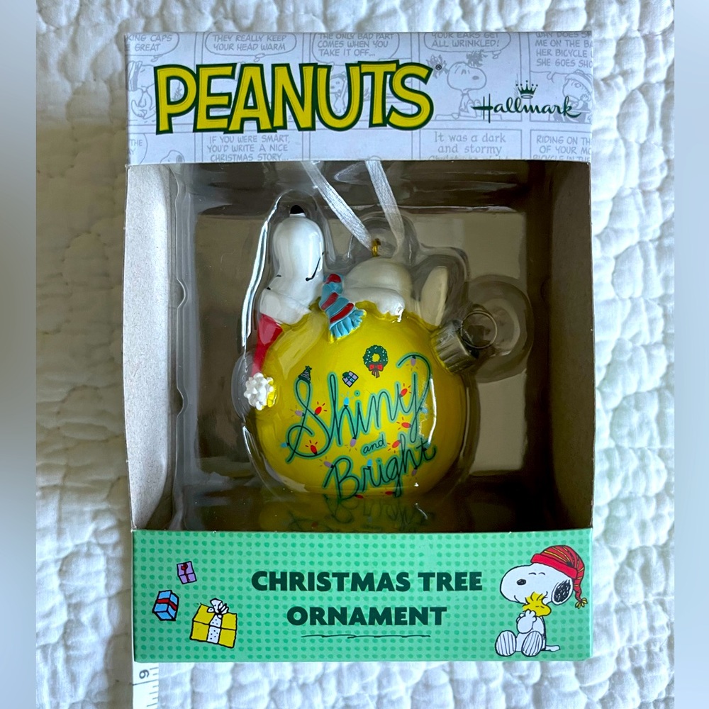 Peanuts x Hallmark Christmas Ornament